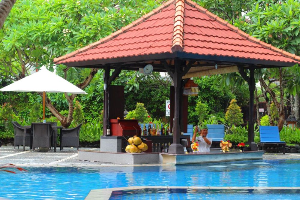 Adi Dharma Hotel 3*