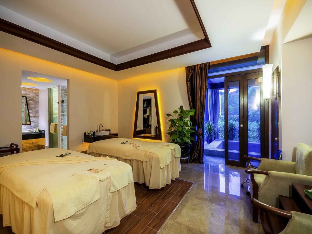 Yalong Bay Villas & Spa 5*