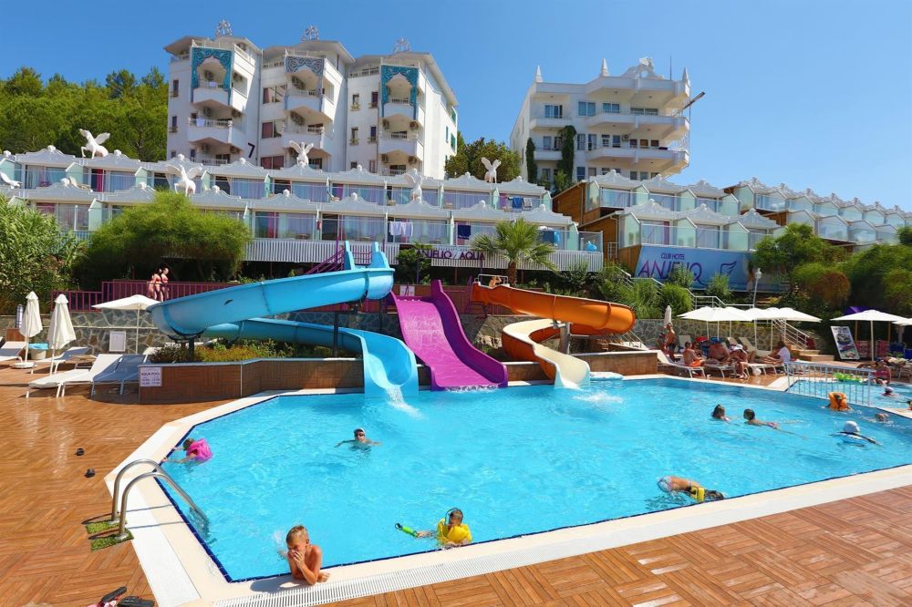 Club Hotel Anjeliq 5*