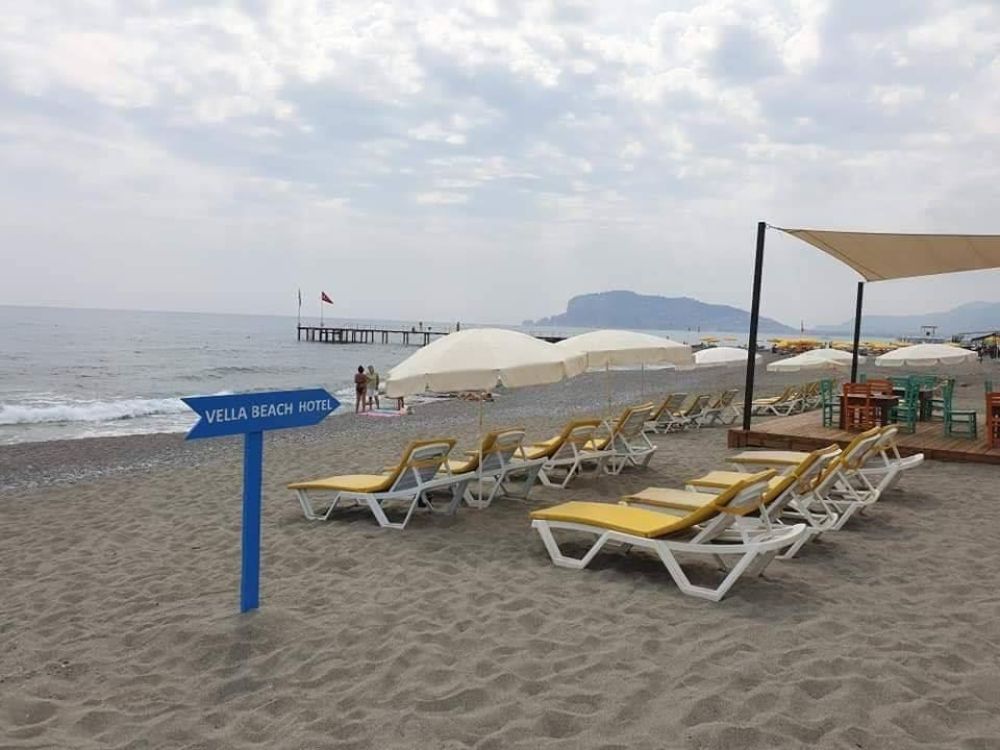 Vella Beach Hotel 3*