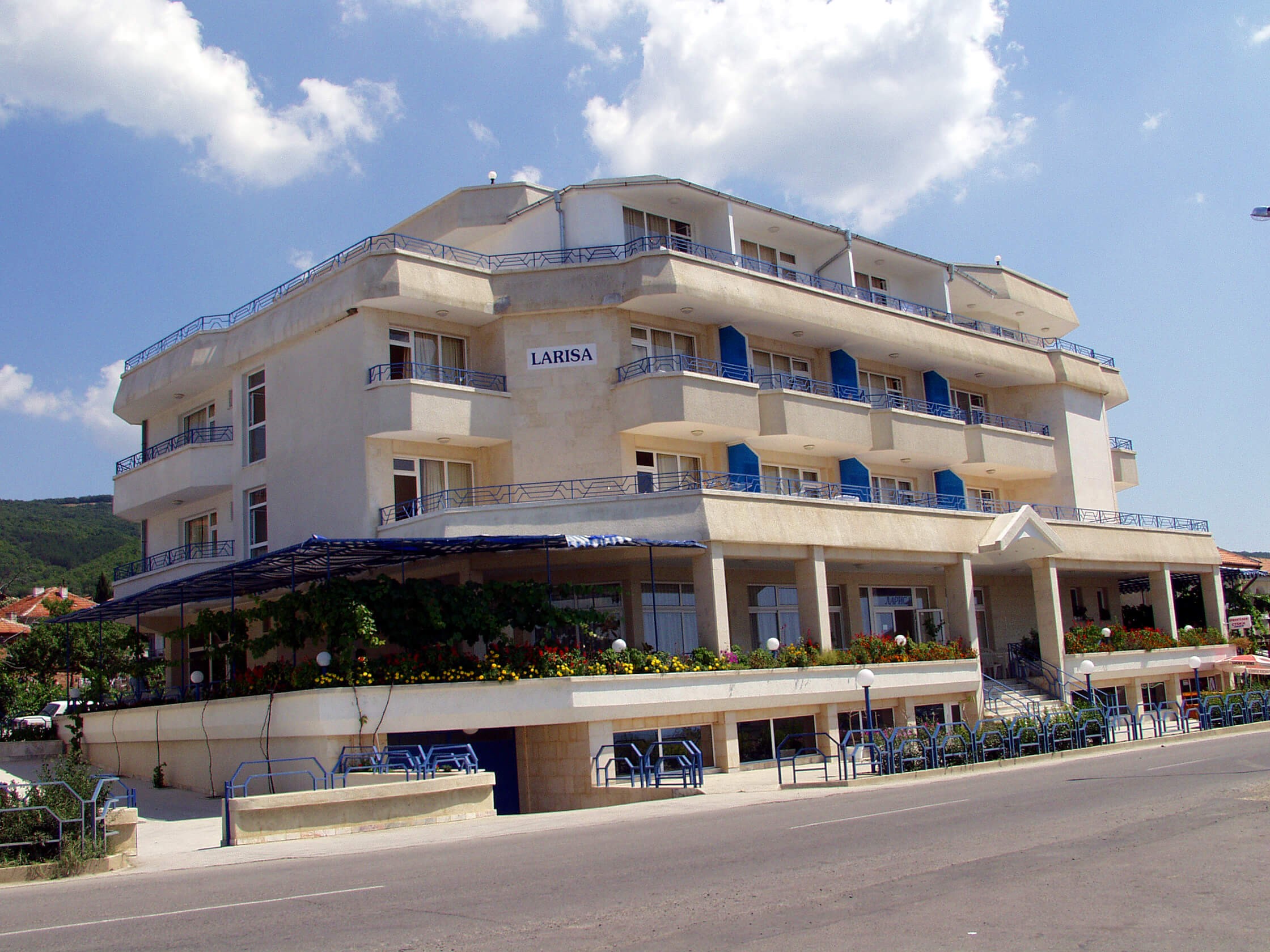 Larisa Hotel 3*