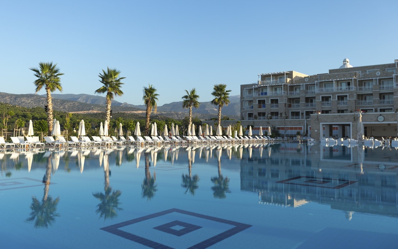 Andriake Beach Club Hotel 5*