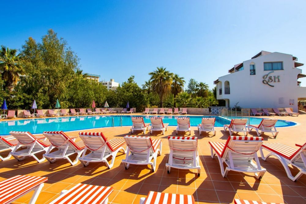 Sentinus Hotel 4*