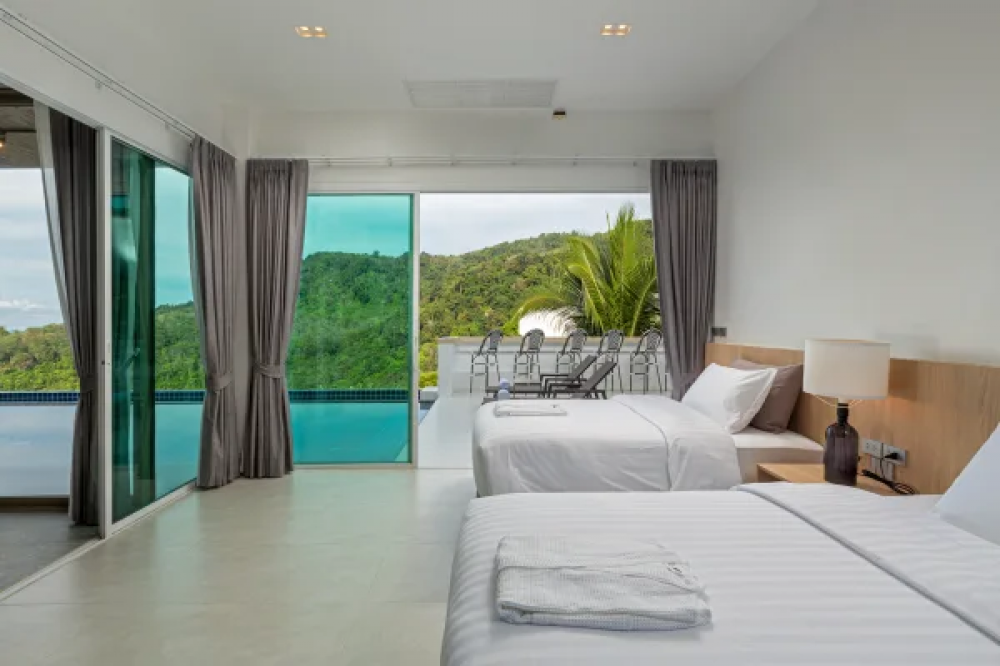 5 Bedroom Seaview Pool Villa, Amala Grand Bleu Resort 4*