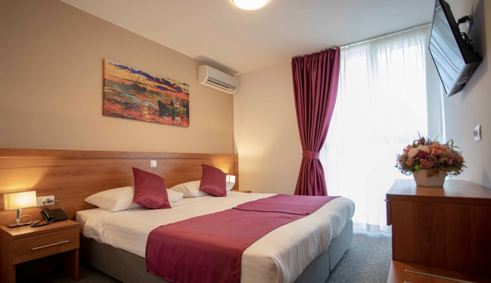 Standard Double or Twin Room Annex, Komodor Annex 3*