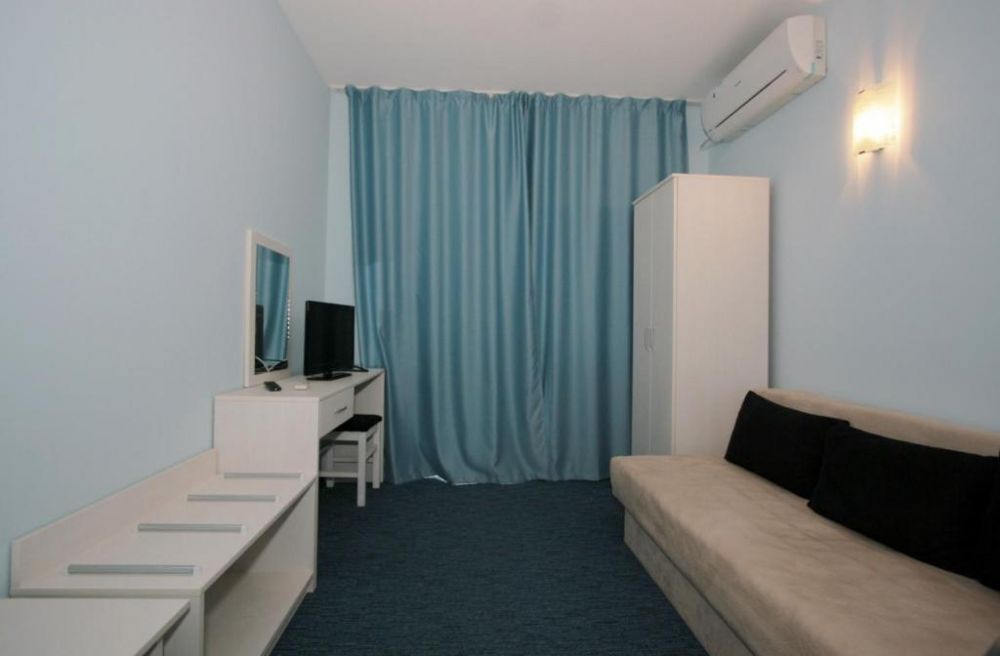 1 bedroom Apartment, Sunny Beauty Palace 4*