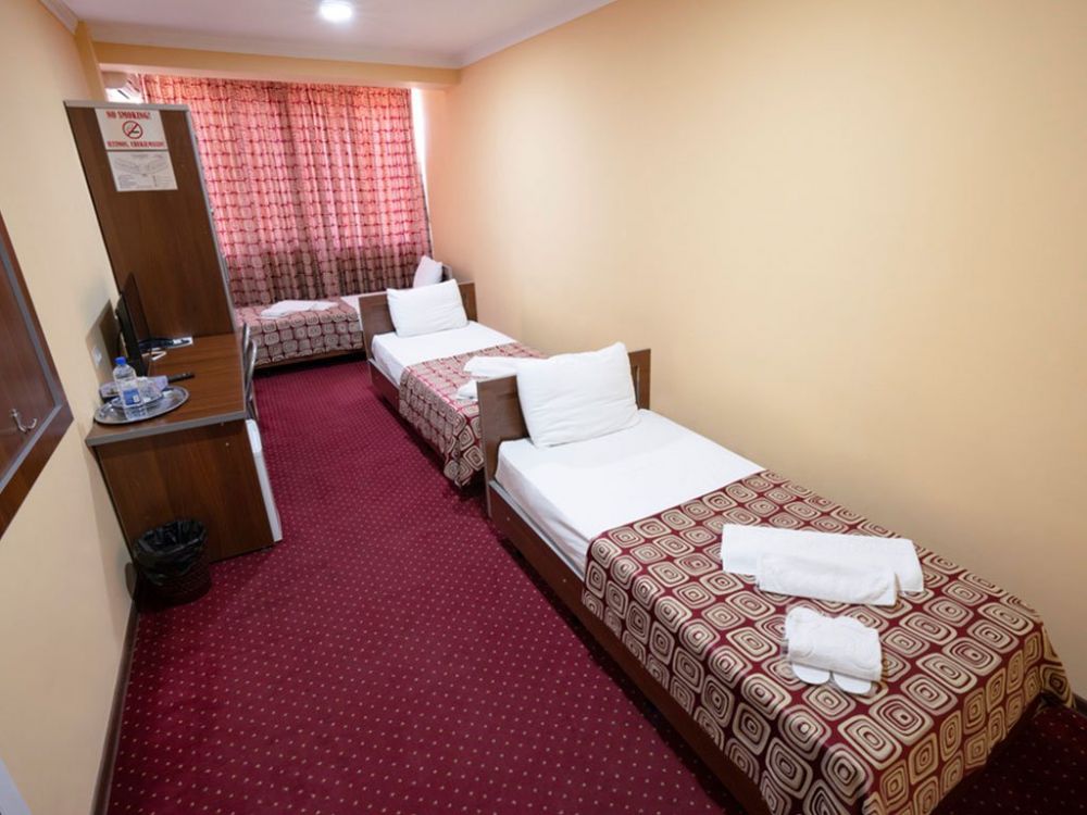 Triple Room, Rohat Chilonzor 2*