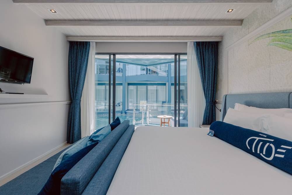 Deluxe Pool Access, Hotel Tide Phuket (ex. Foto Hotel Phuket) 4*