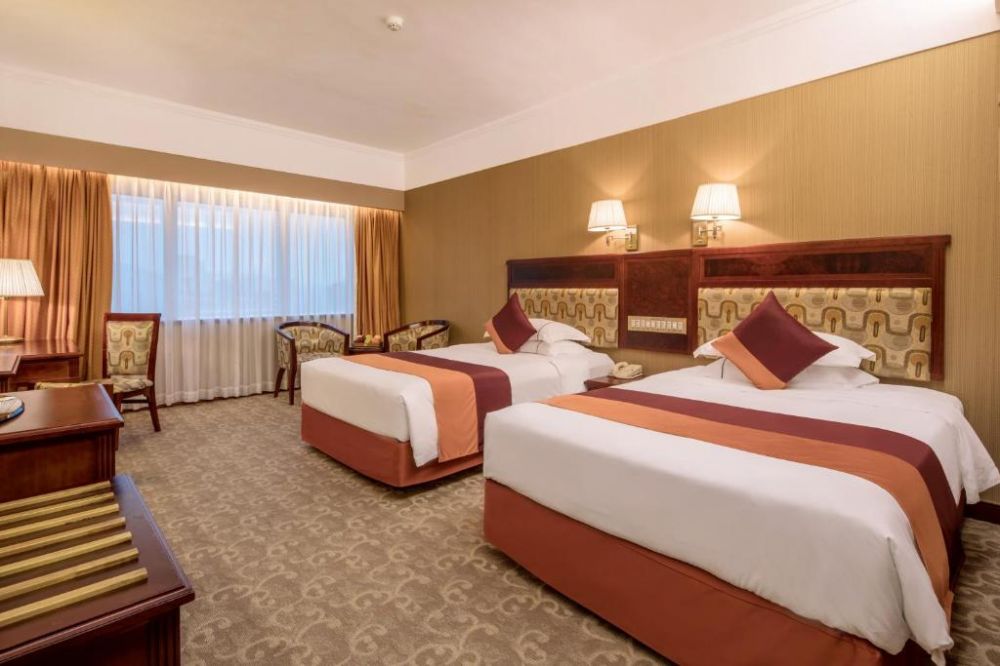 Deluxe, Asia International Hotel 5*