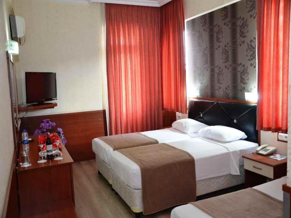 Standard Room, Lara Hadrianus Hotel 4*