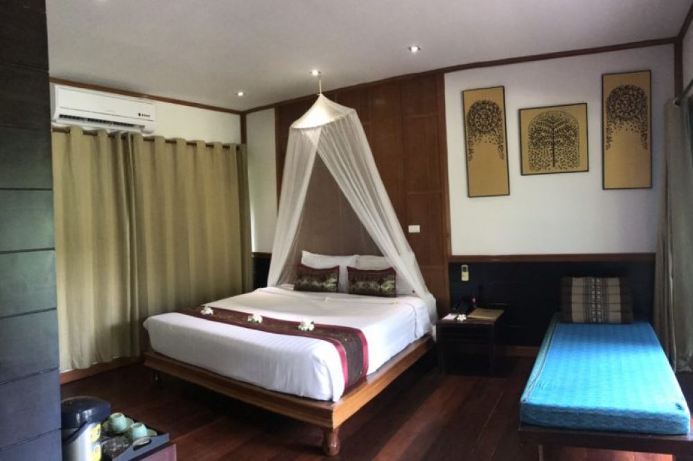 Superior Cottage, Phi Phi Natural Resort 3*