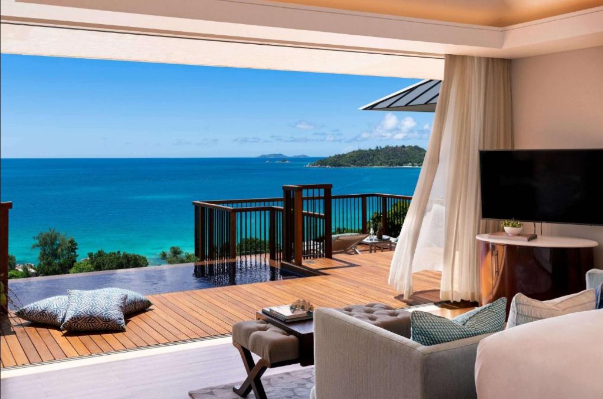 Panoramic Pool Villa, Raffles Seychelles 5*