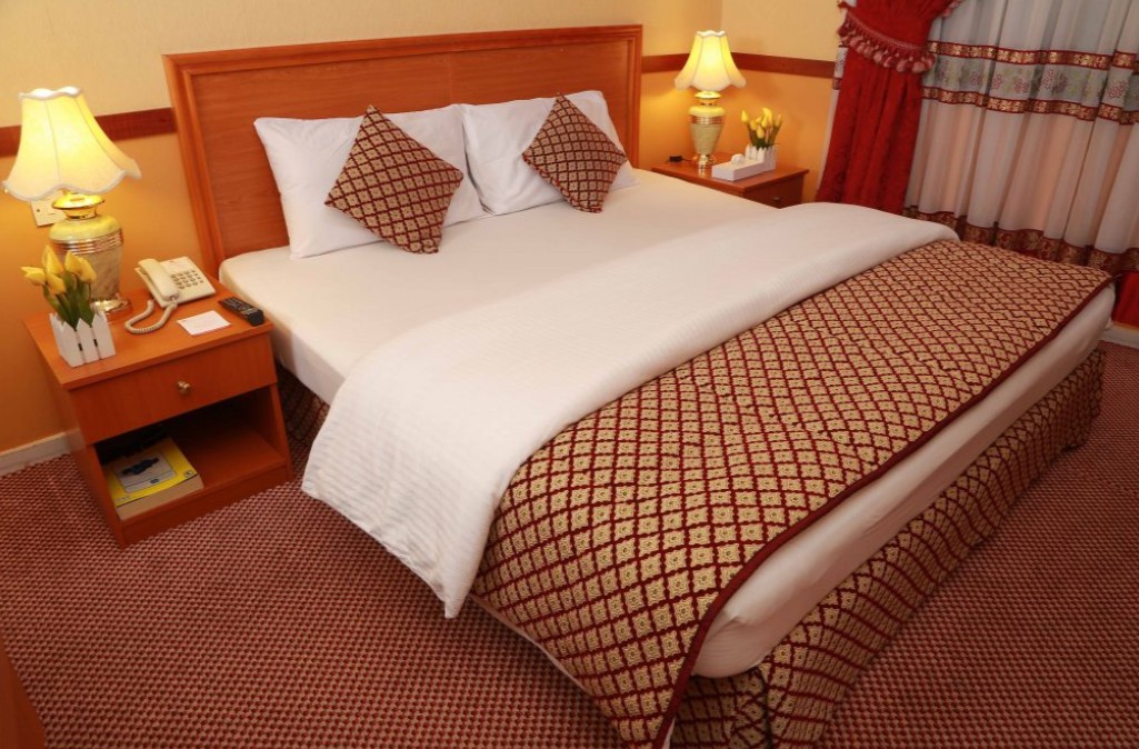 Standard, Sadaf Hotel 3*