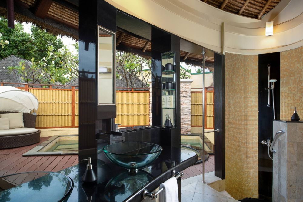 Grand Beachfront Pool Villa, Banyan Tree Vabbinfaru 5*