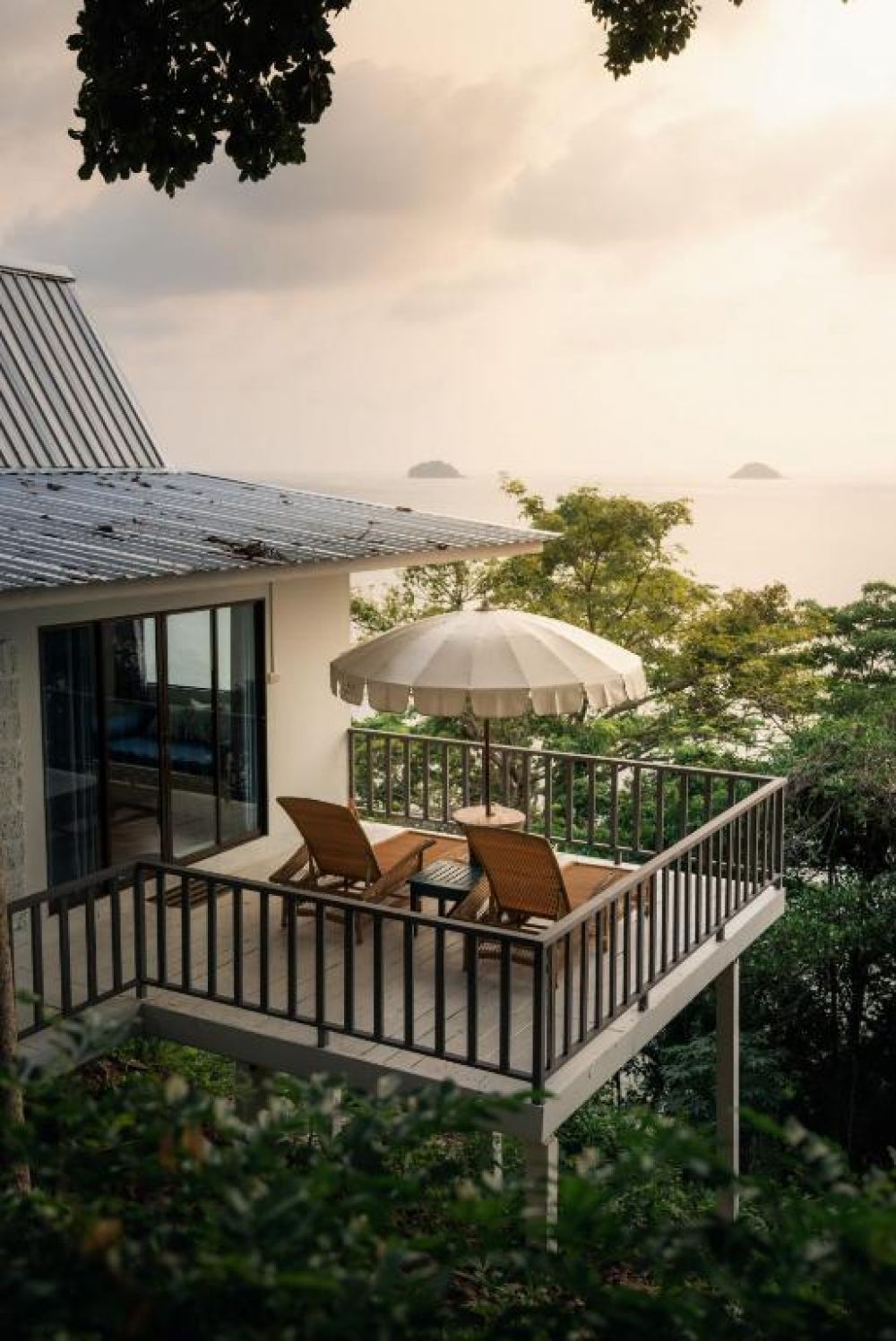 Deluxe Suite Ocean View, Koh Chang Cliff Beach 3*