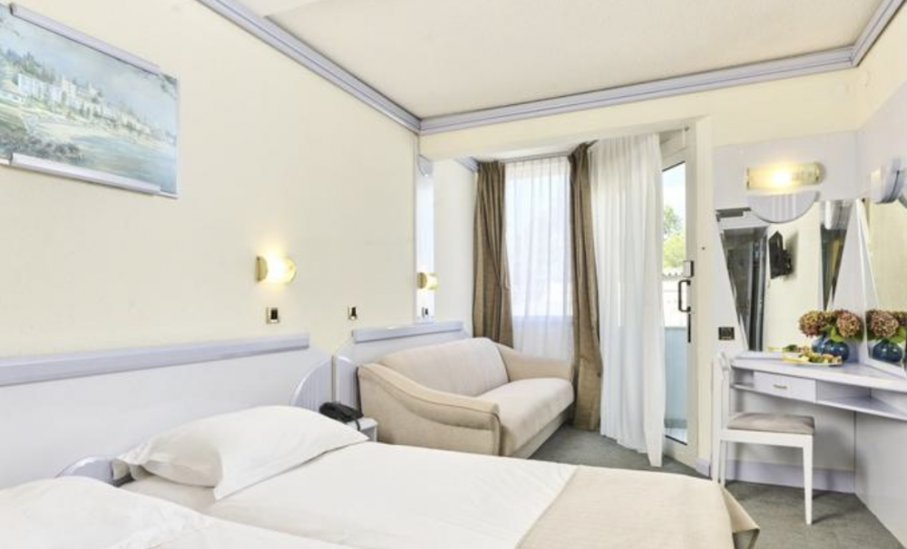 CLASSIC ROOM WITH BALCONY - EXTRA BED, Hotel Plavi Plava Laguna 3*