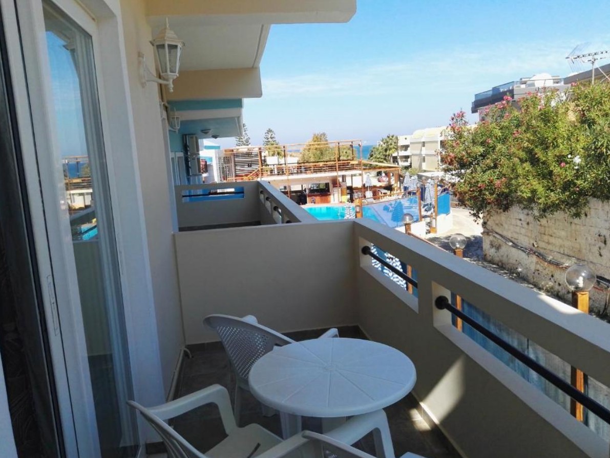 1 Bedroom Apartment Garden View, Epis Hotel 3*