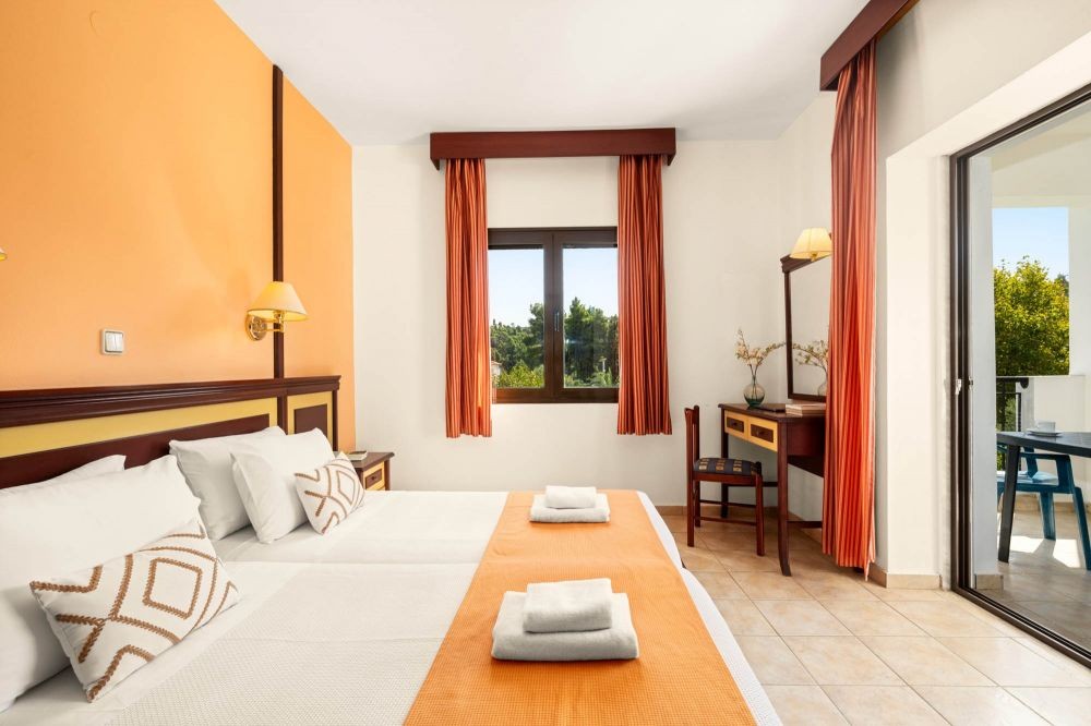 Apartment, Chrousso Village 4*