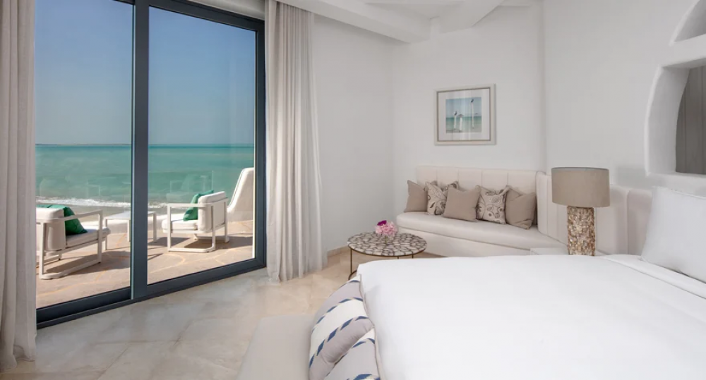 Fira Sea View Room, Anantara Santorini Abu Dhabi Retreat | Adults Only 5*