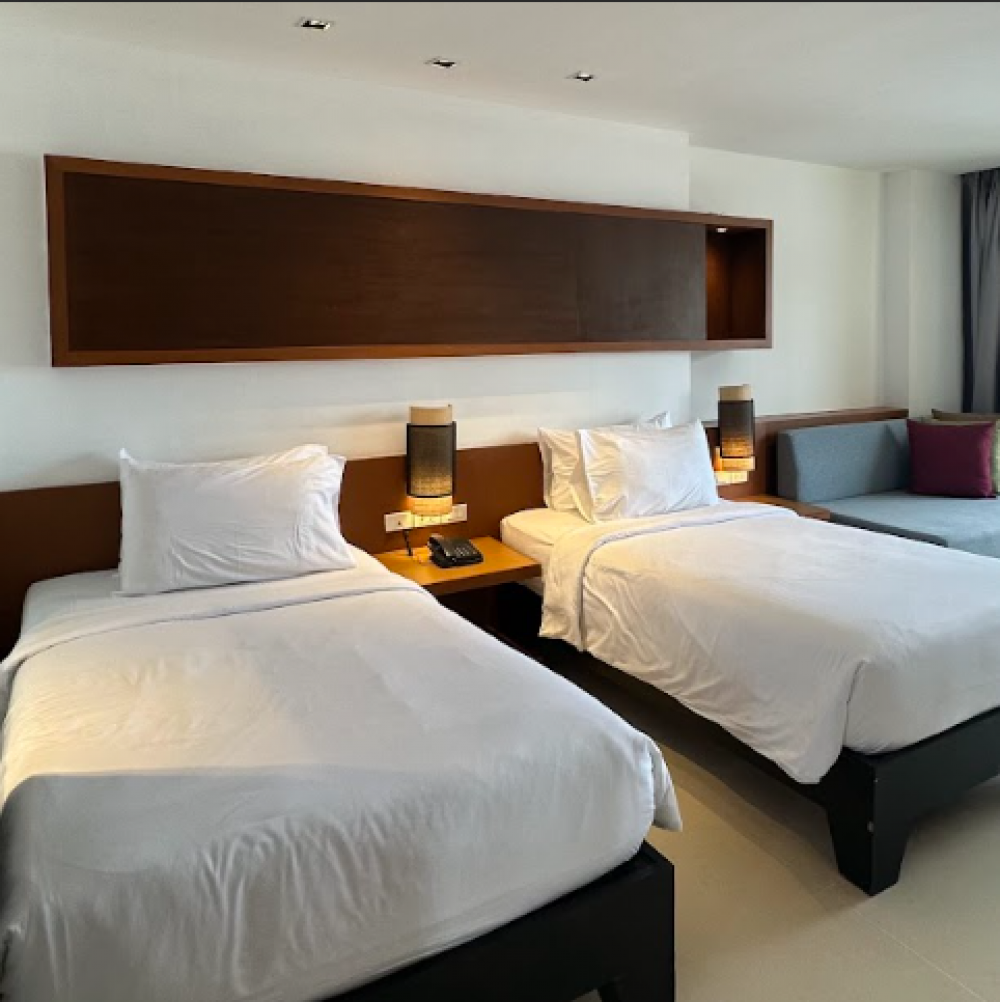 Deluxe Room, Ashlee Hub Hotel Patong 3+
