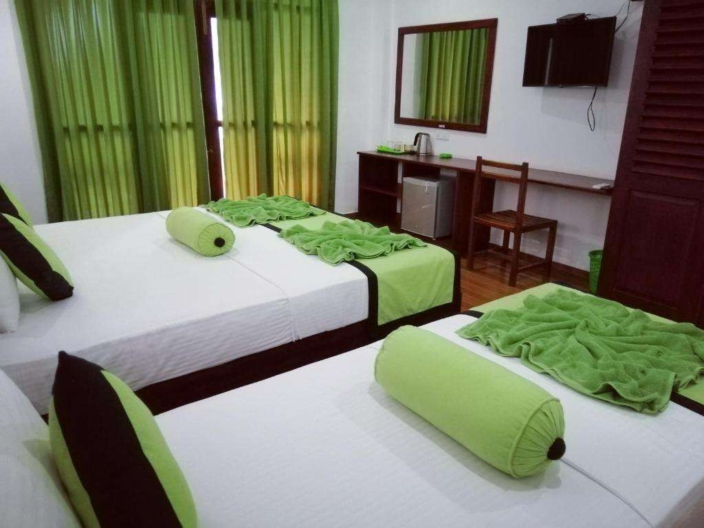 Deluxe Room, Serenade Beach Hotel 2*