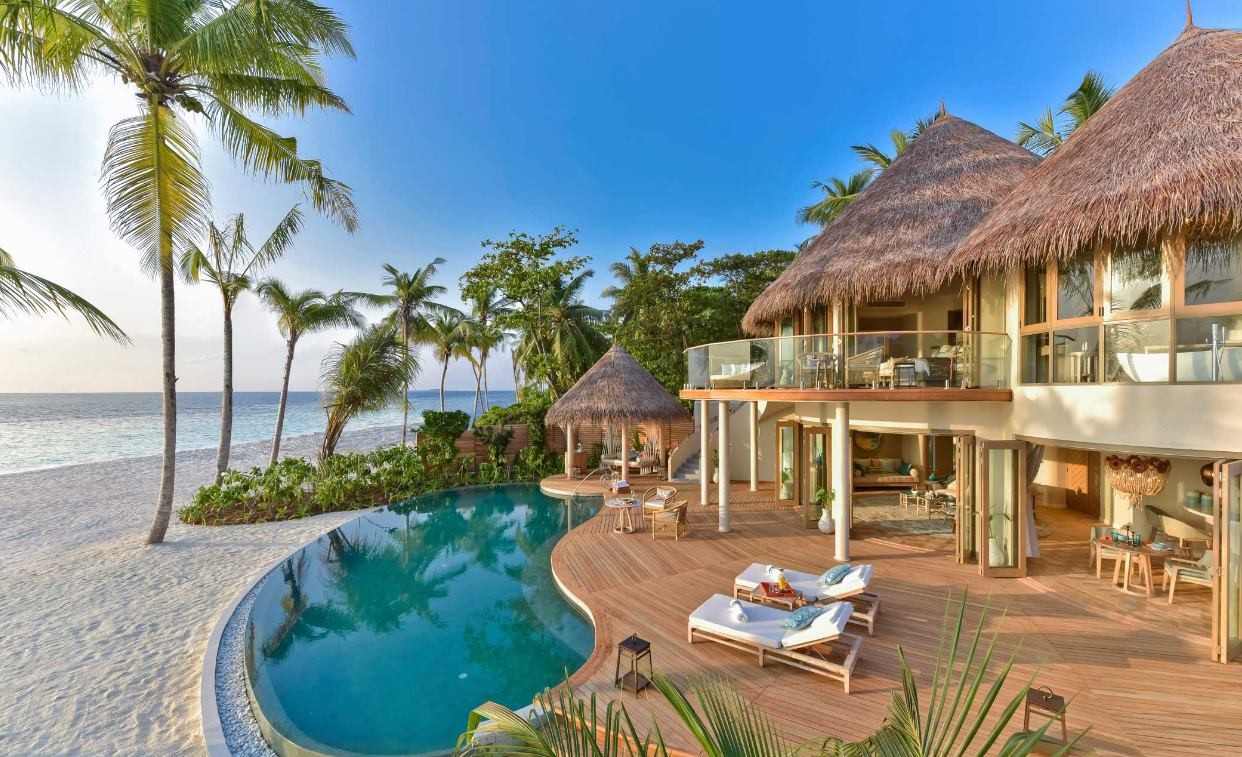 Beach Residence, The Nautilus Maldives 5*