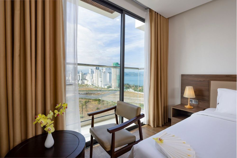 Senior Deluxe, Miracle Luxury Nha Trang 4*