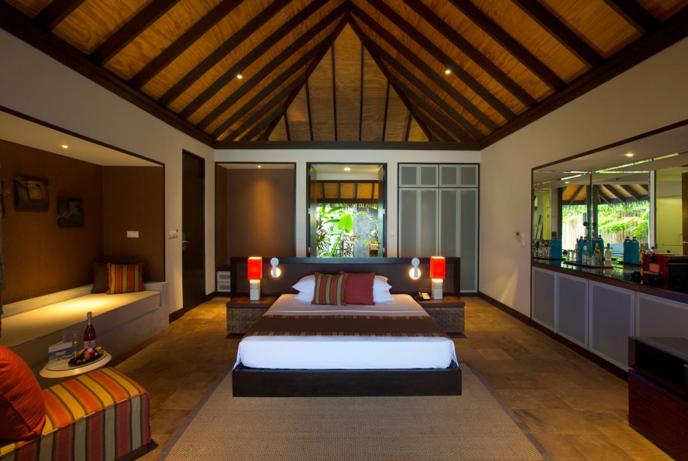 Beach Villa, Velassaru Maldives 5*