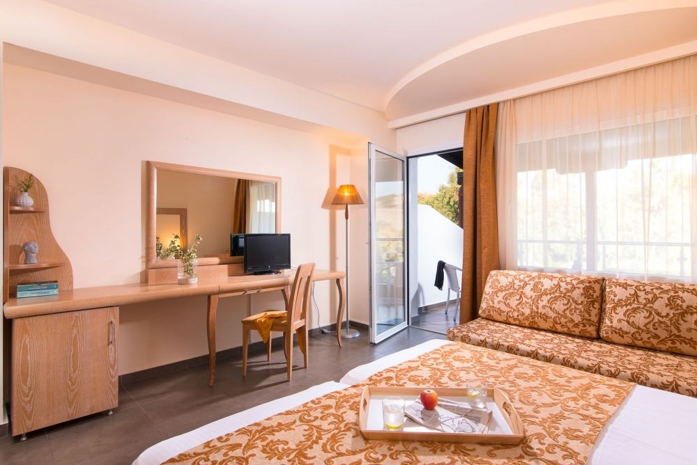 Double Room Pool View, Alexandros Palace Hotel & Suites 5*