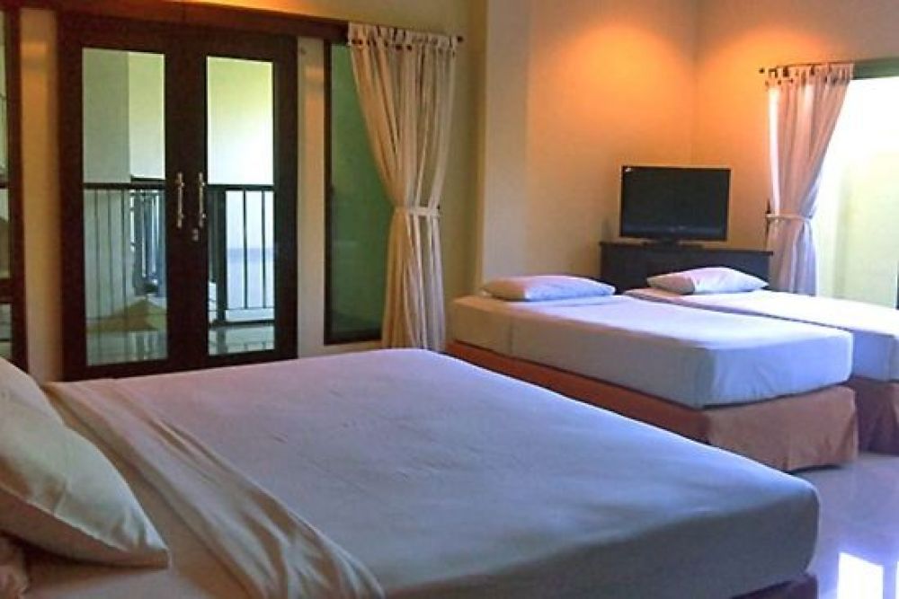 Quadruple room, Champlung Mas Hotel 3*