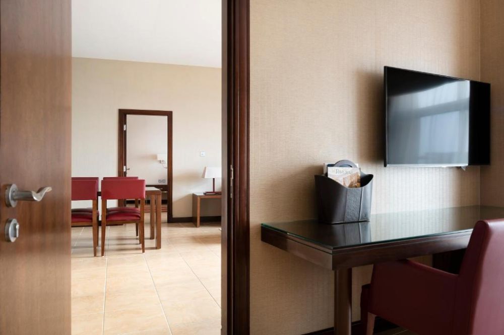 Two Bedroom Apartment, Khalidiya Palace Rayhaan by Rotana 5*