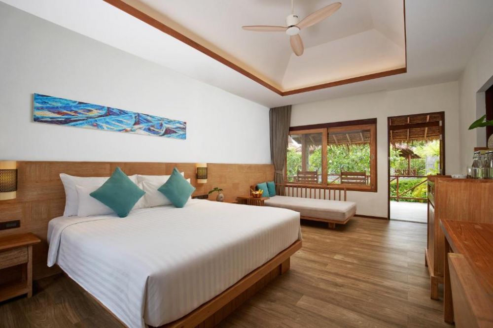 Deluxe Premium Bungalow, Saii Phi Phi Island Village (ex. Phi Phi Island Village Beach Resort) 4+