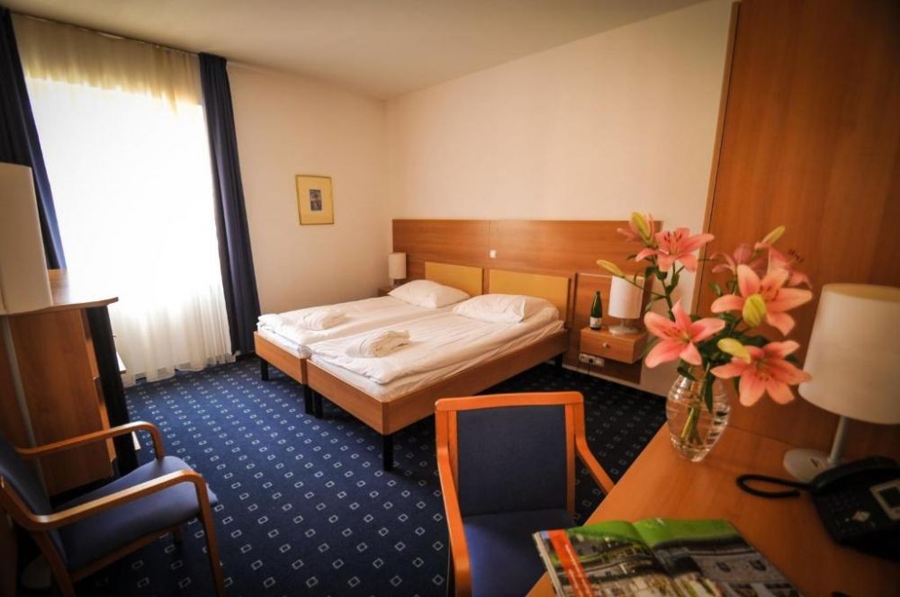 Double Comfort Air Condition/ Balcony, Slovenija 4*