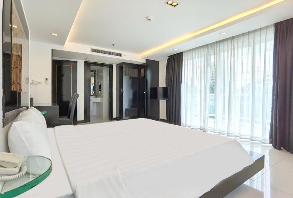 2-Bedroom Suite, Nova Suites Pattaya 5*