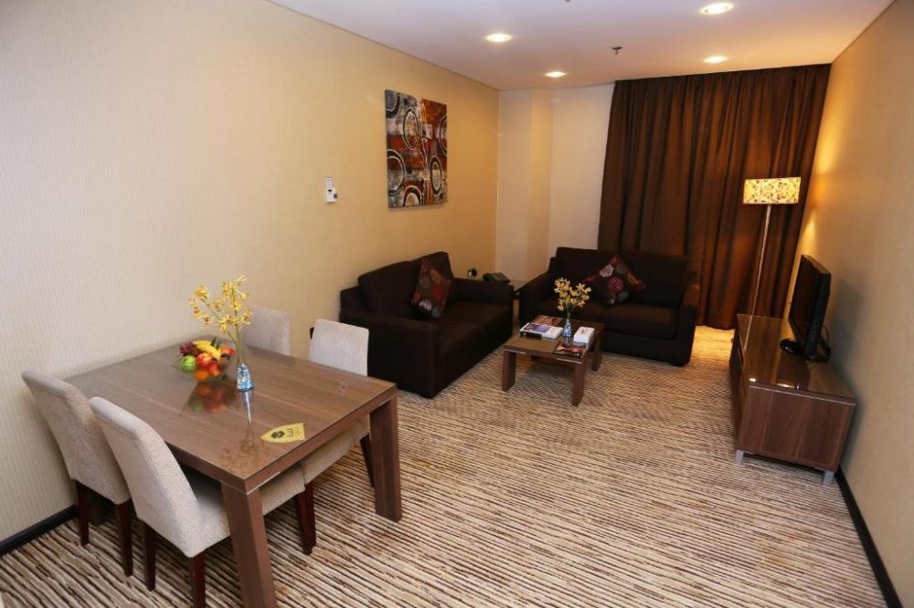 One Bedroom Suite, Al Hamra Hotel Sharjah 4*