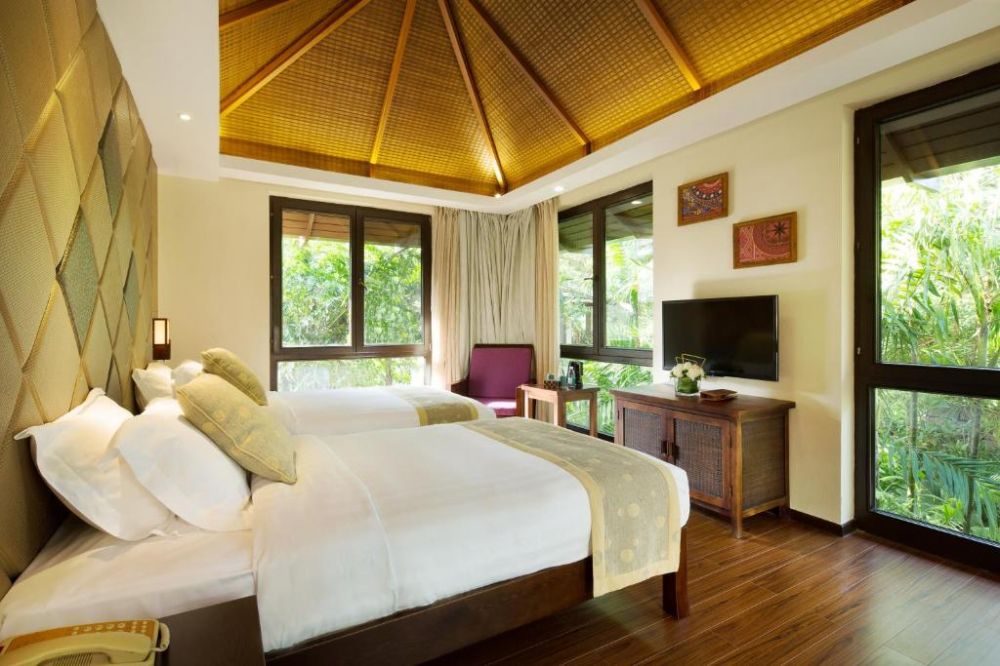 4 Bedrooms Villa, Yalong Bay Villas & Spa 5*