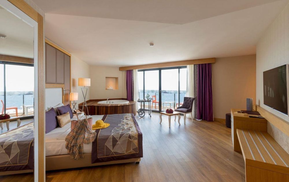 Suite Room Sea View, Sirius Deluxe Hotel 5*