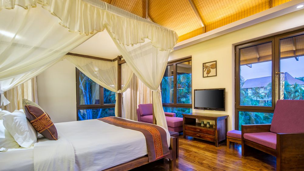 Deluxe 3 Bedrooms Villa, Yalong Bay Villas & Spa 5*