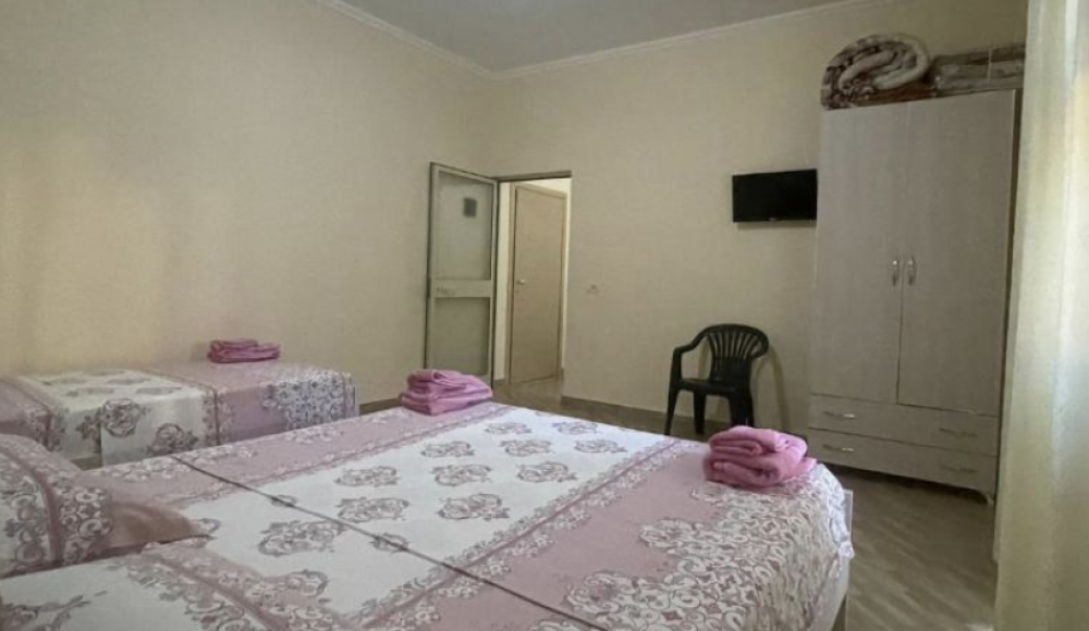 Triple Room with Private Bathroom, Vila Leo 3*