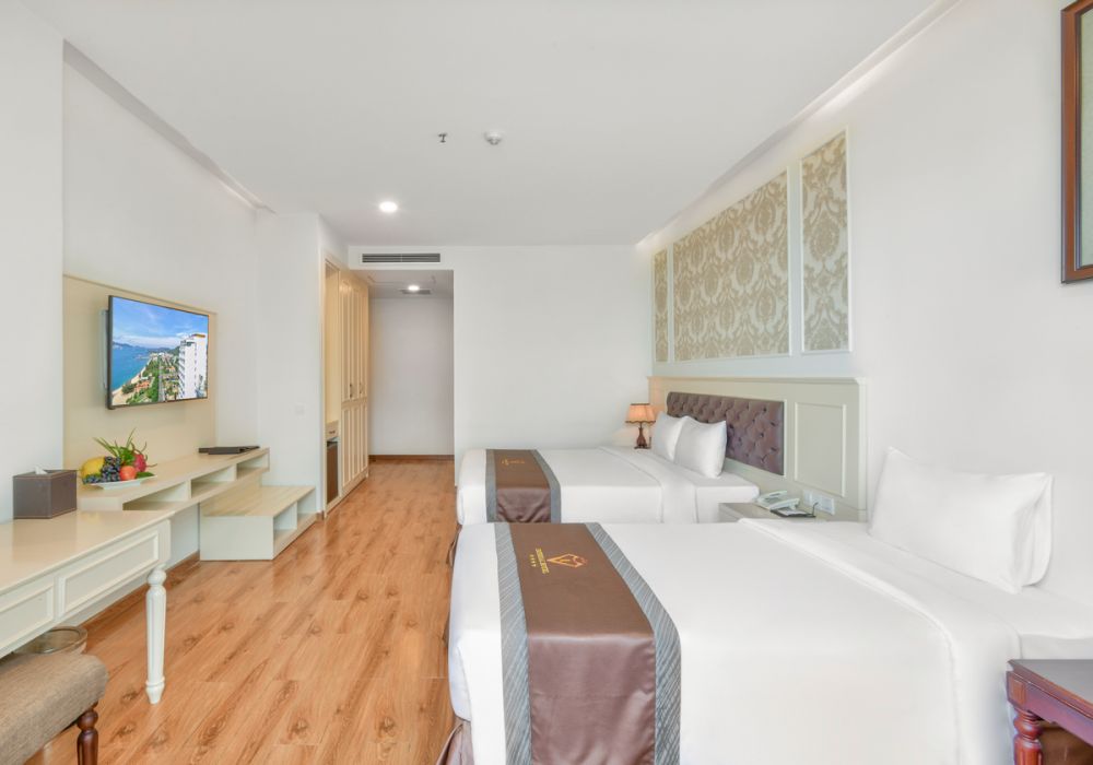 Suite SV with Balcony, Imperial Nha Trang Hotel 4*