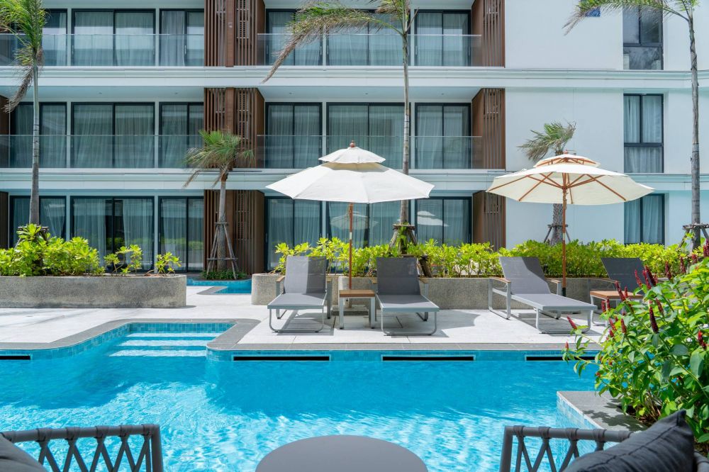 Premier Pool Access, Kora Beach Resort Phuket 5*