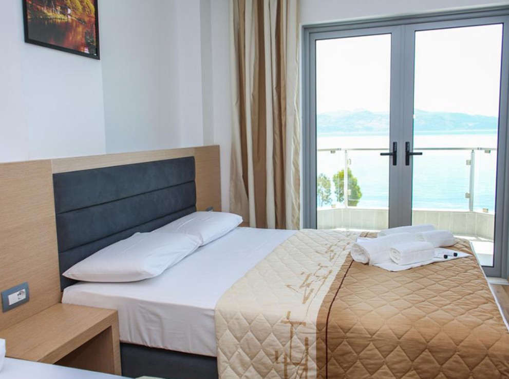 Triple Room, Saranda Palace 4*