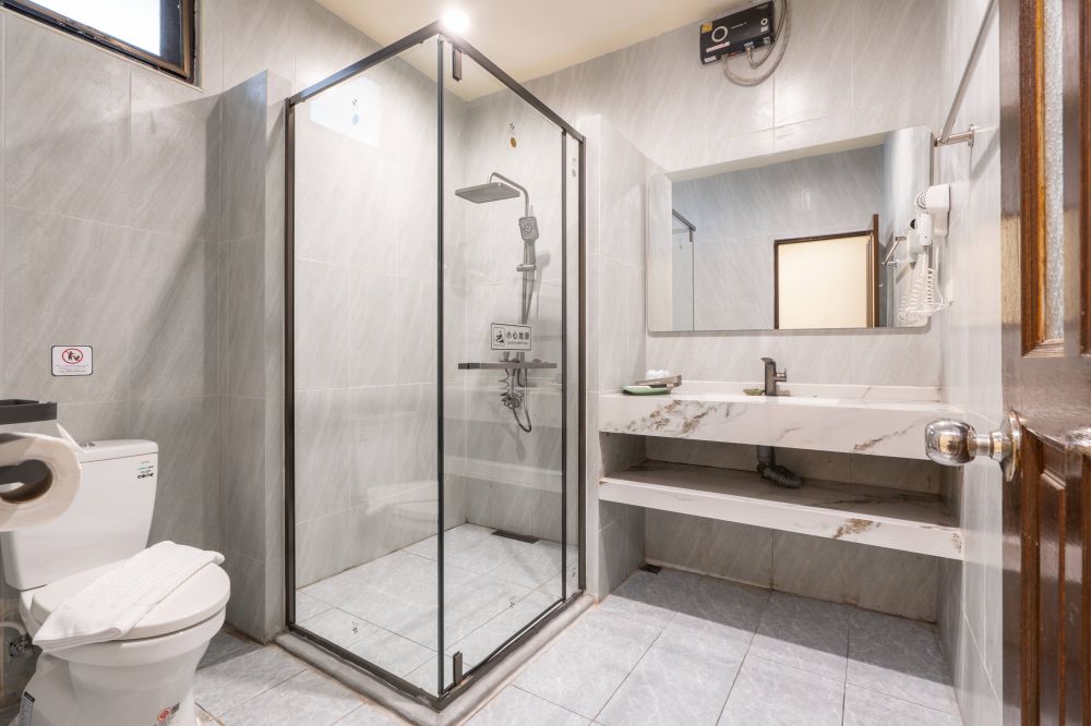 Superior Room, Phuket Leelavadee Hua Ting Resort (ex. Hua Ting Holiday Phuket) 4*