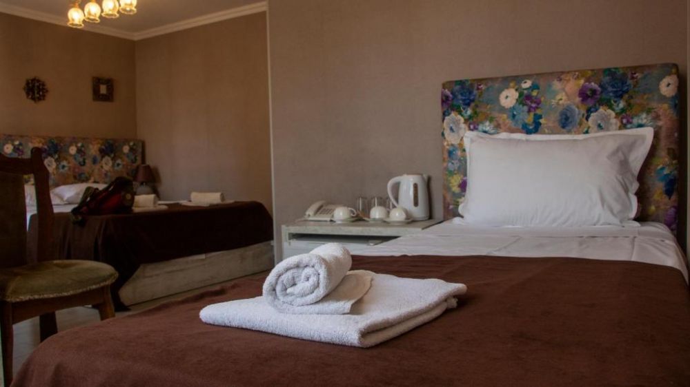 Family Suite with Balcony, New Metekhi 3*