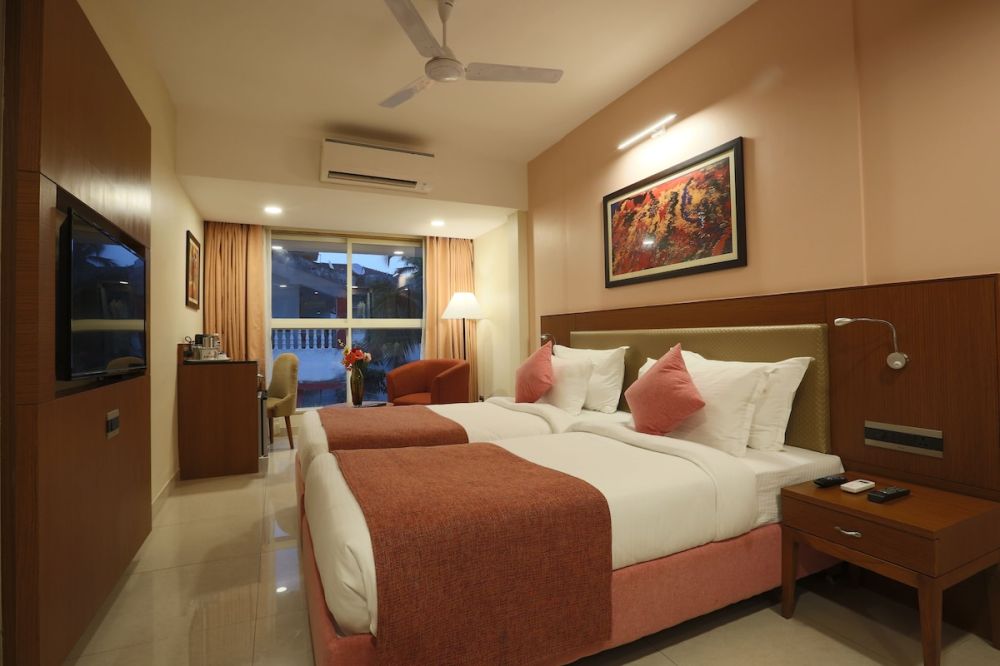 Deluxe, Evoke Lifestyle Candolim 4*