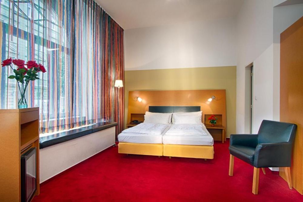 Double DeLuxe, Theatrino Hotel 4*