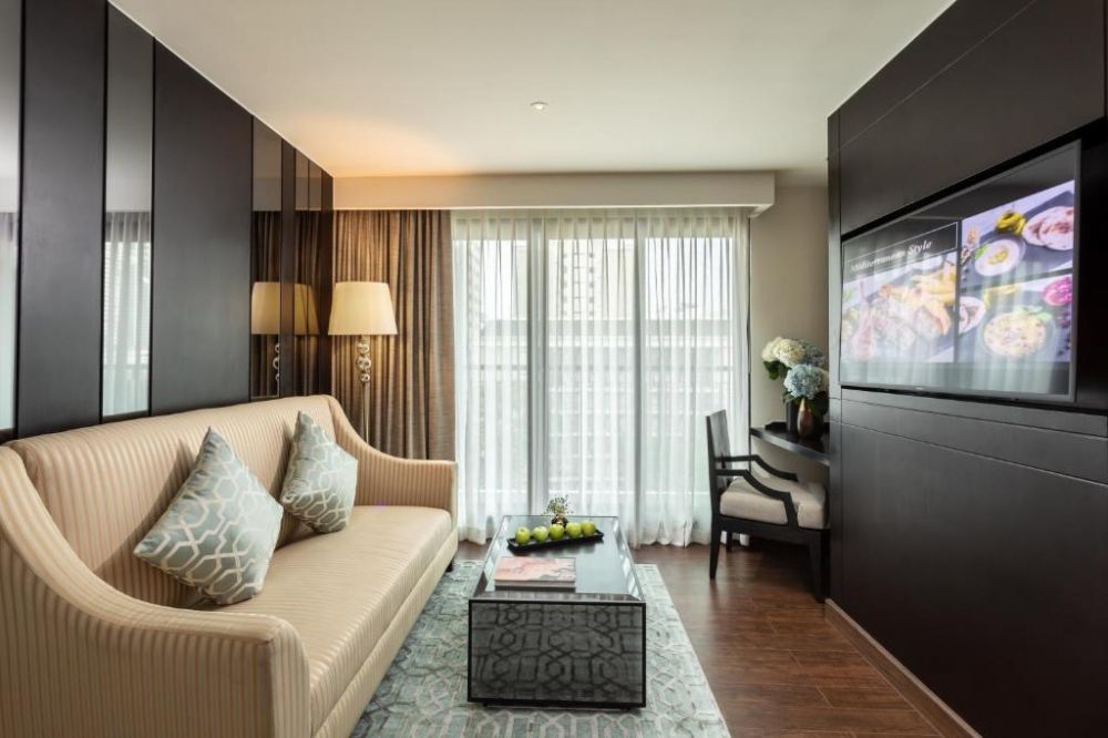 Junior Suite, Movenpick Hotel Sukhumvit 15 5*