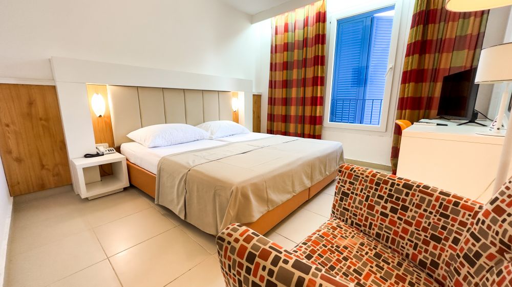 Standard with/No balcony Room, Slovenska Plaza 3*