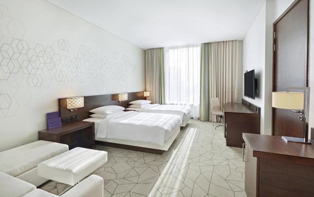 King/ Twin Room, Hyatt Place Baniyas Square 4*