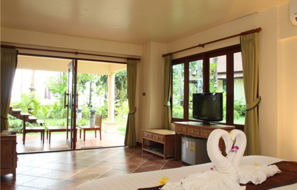 Pool View Deluxe Room, Chivapuri Beach Resort 4*